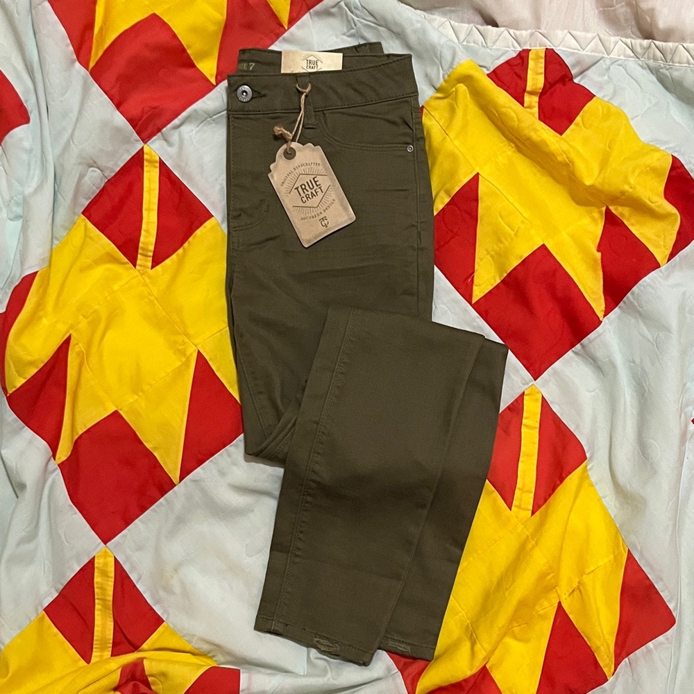True Craft Women's Skinny Jeans in Olive Green